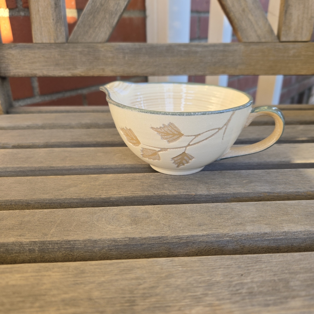 Vintage Momotaro Fashion Table Ware